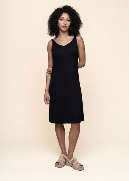 Robe noire en tencel - triangle midi black
