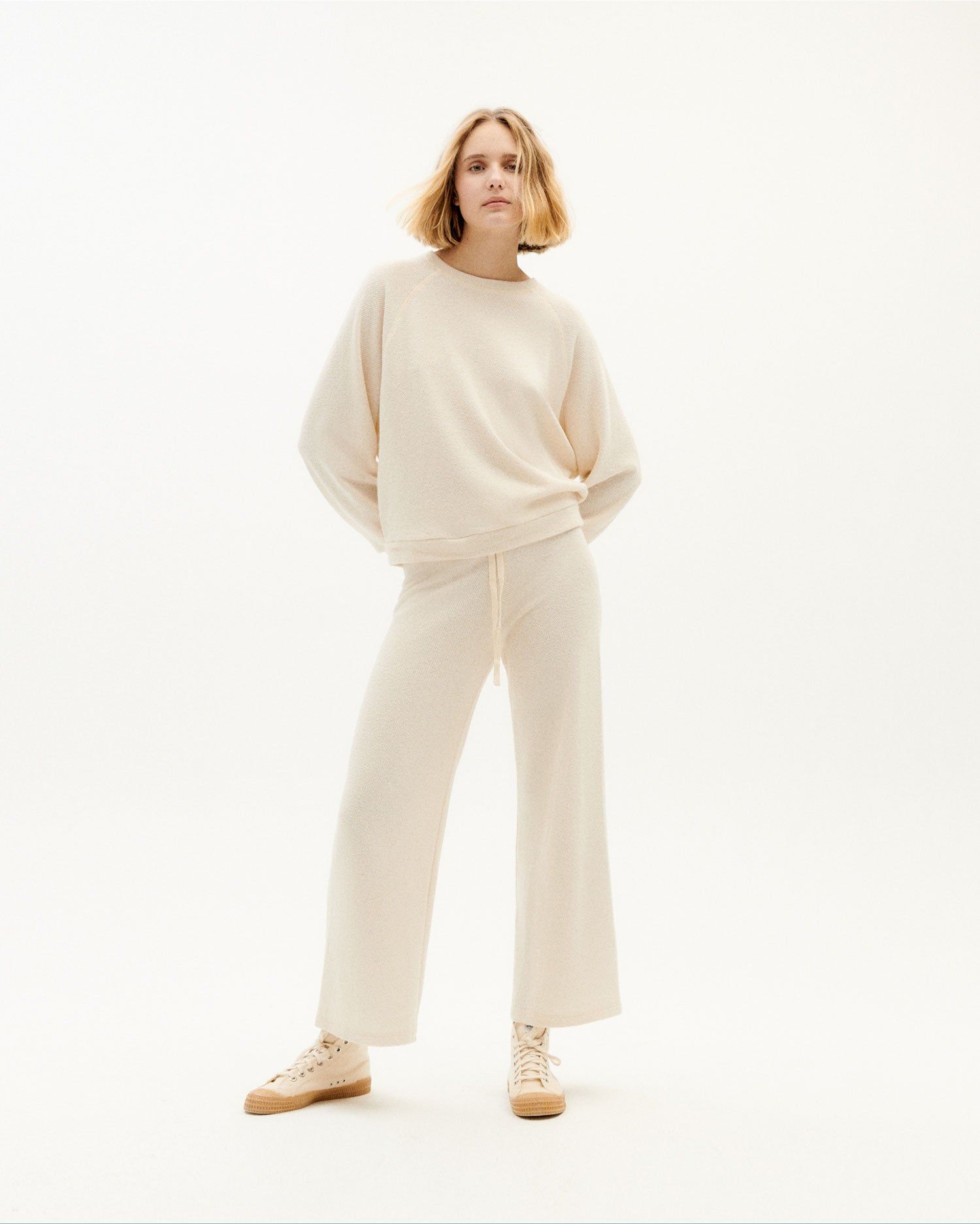 Fließende Hose aus recycelten Materialien und Bio-Baumwolle | Ecru "ivory trash eri pants", Thinking Mu, Foto 3