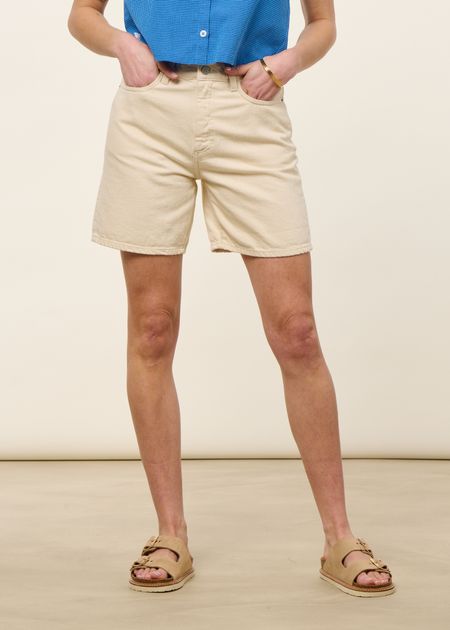Short denim en coton bio non teinté | écru "sheaari - undyed" - Armedangels
