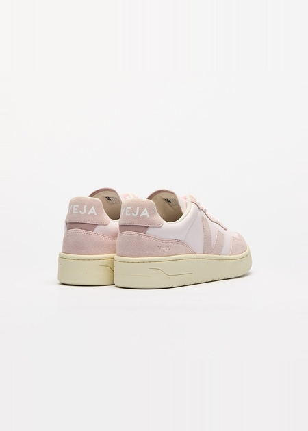 Sneaker aus Veloursleder und zertifiziertem Leder | Rosa "v-90 lassi petale", Veja, Foto 3