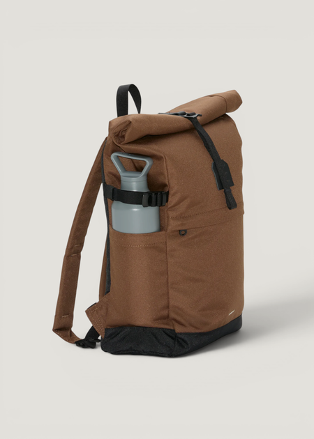 Sac à dos 23l en matière recyclée | marron "Icon rolltop backpack 14" - brown" - Sandqvist