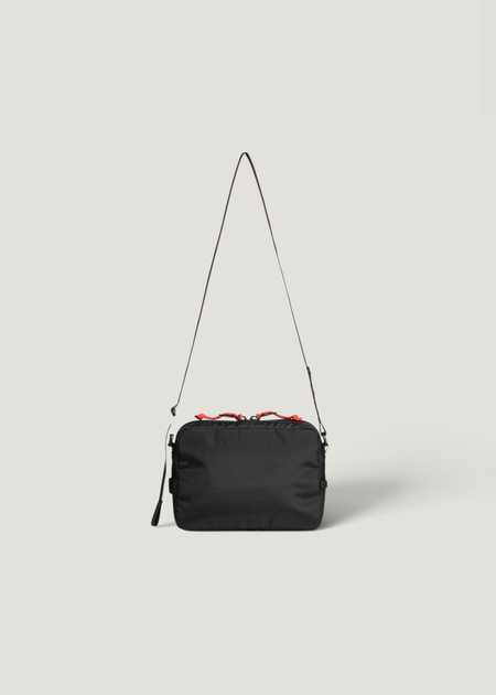 Umhängetasche 3,5L aus recyceltem Material | Mehrfarbig "Block bag 3.5l - black grid", Topo Designs, Foto 2