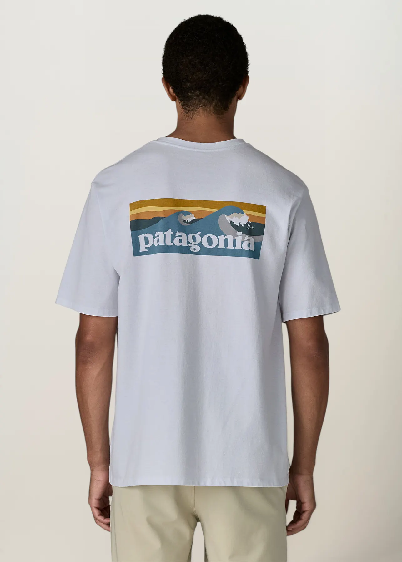 T-shirt à poche en matières recyclées | blanc "boardshort logo pocket responsibilitee - fbwi", Patagonia, photo 2