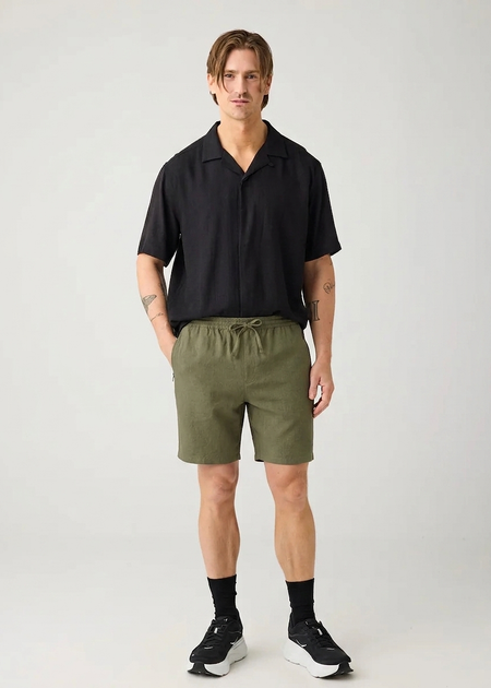 Short en mélange lyocell et lin | vert olive "Fig linen-mix shorts burned olive" - Knowledge Cotton Apparel