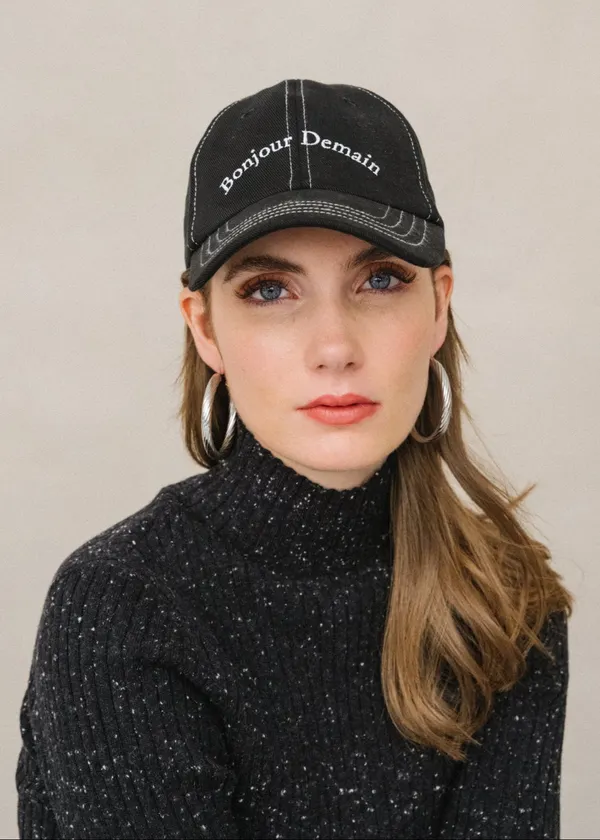Casquette noire, Bonjour Demain