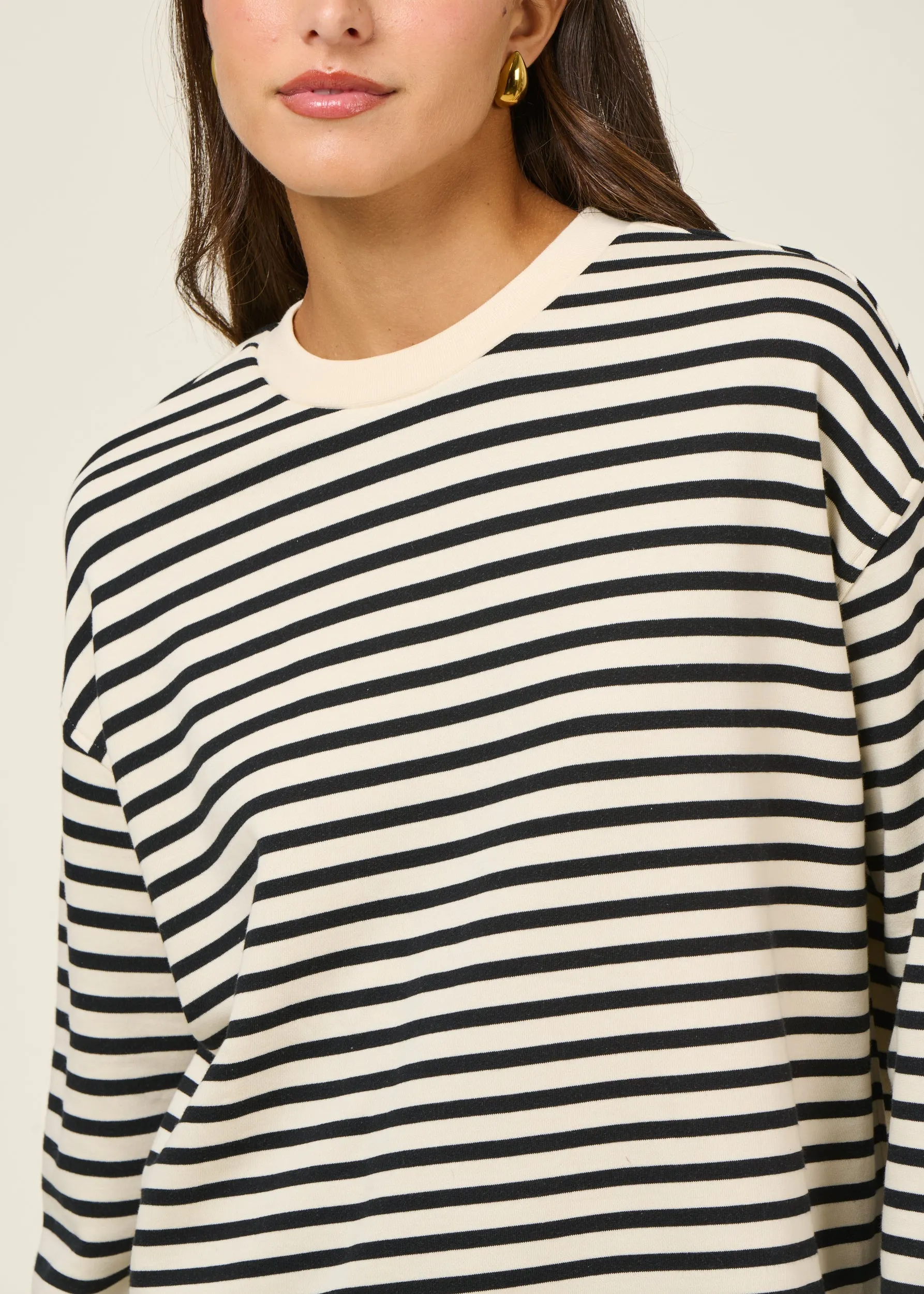 Sweat ample en coton bio | rayé noir et blanc "frankaa maarlen stripe undyed black", Armedangels, photo 2