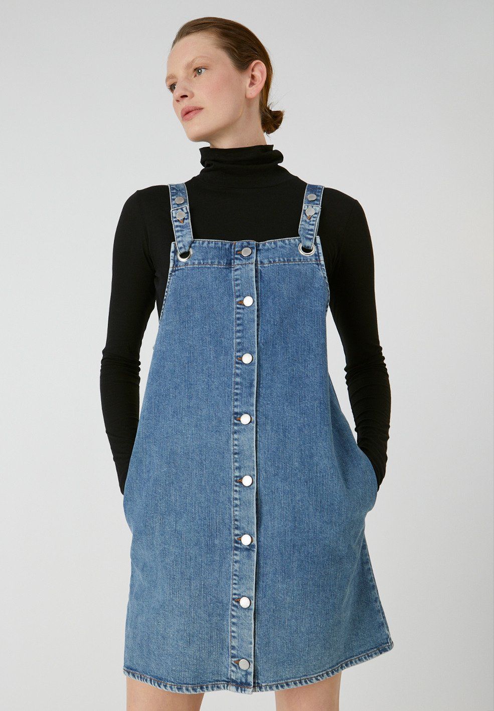 Robe salopette en jean bleu en coton bio - dainaa, Armedangels, photo 1