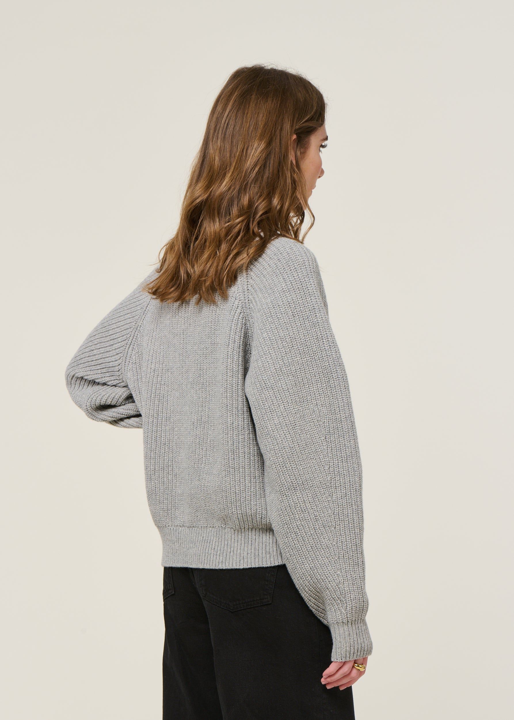 Pull en laine recyclée | gris "cropped knit sweater wool-blend - grey melange", Rotholz, photo 3