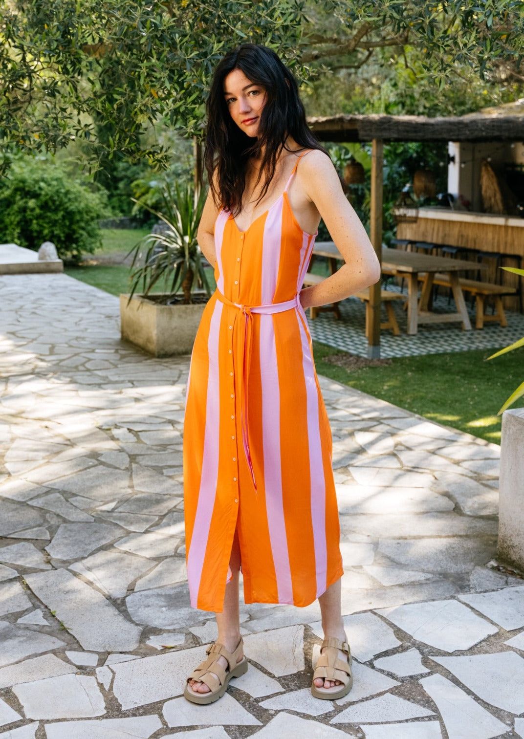 Robe longue en ecovero | multicolore "color block strap dress orange", Brava Fabrics, photo 1