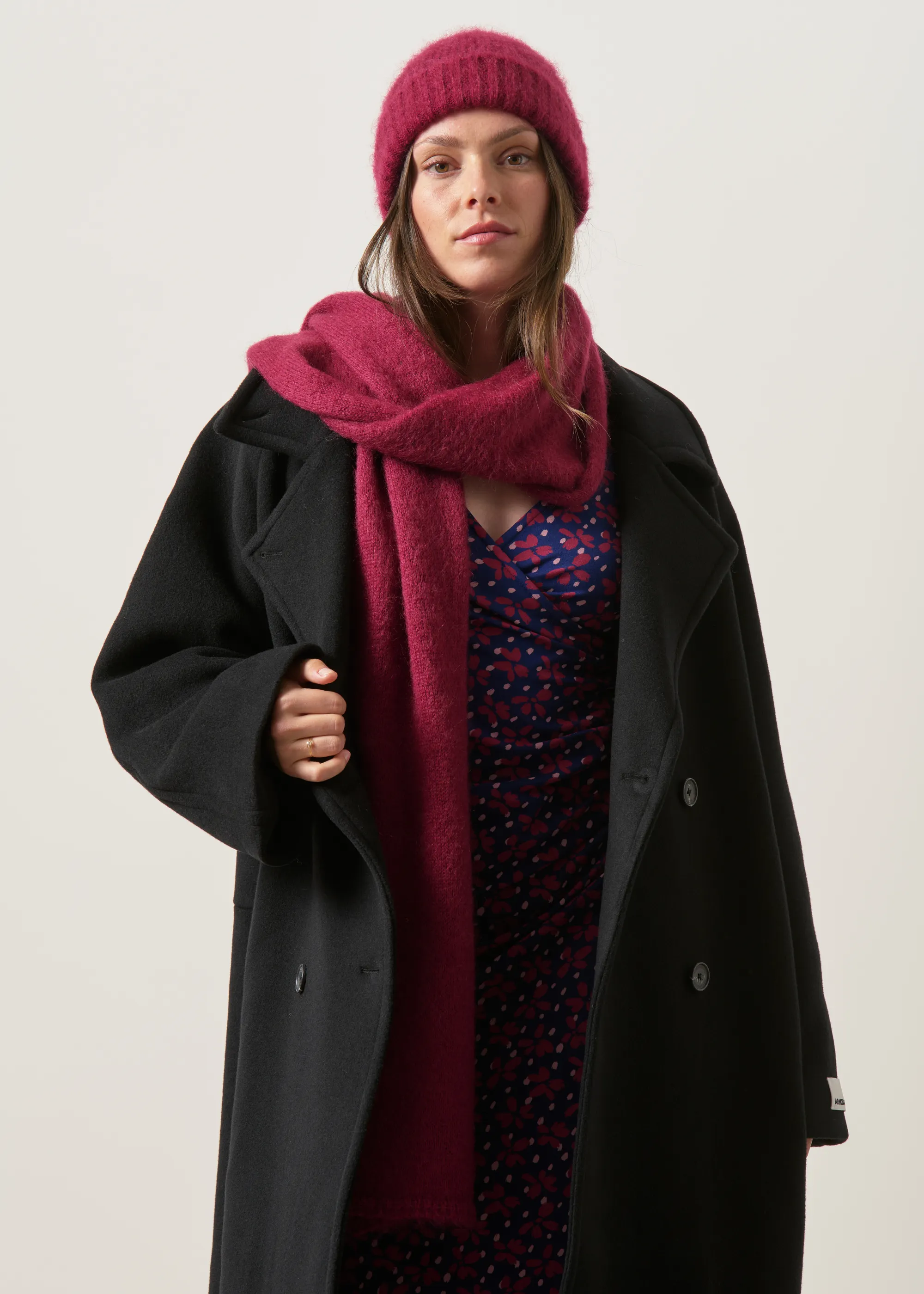 Echarpe en mohair certifiée | aubergine "Éléanore", WeDressFair, photo 4