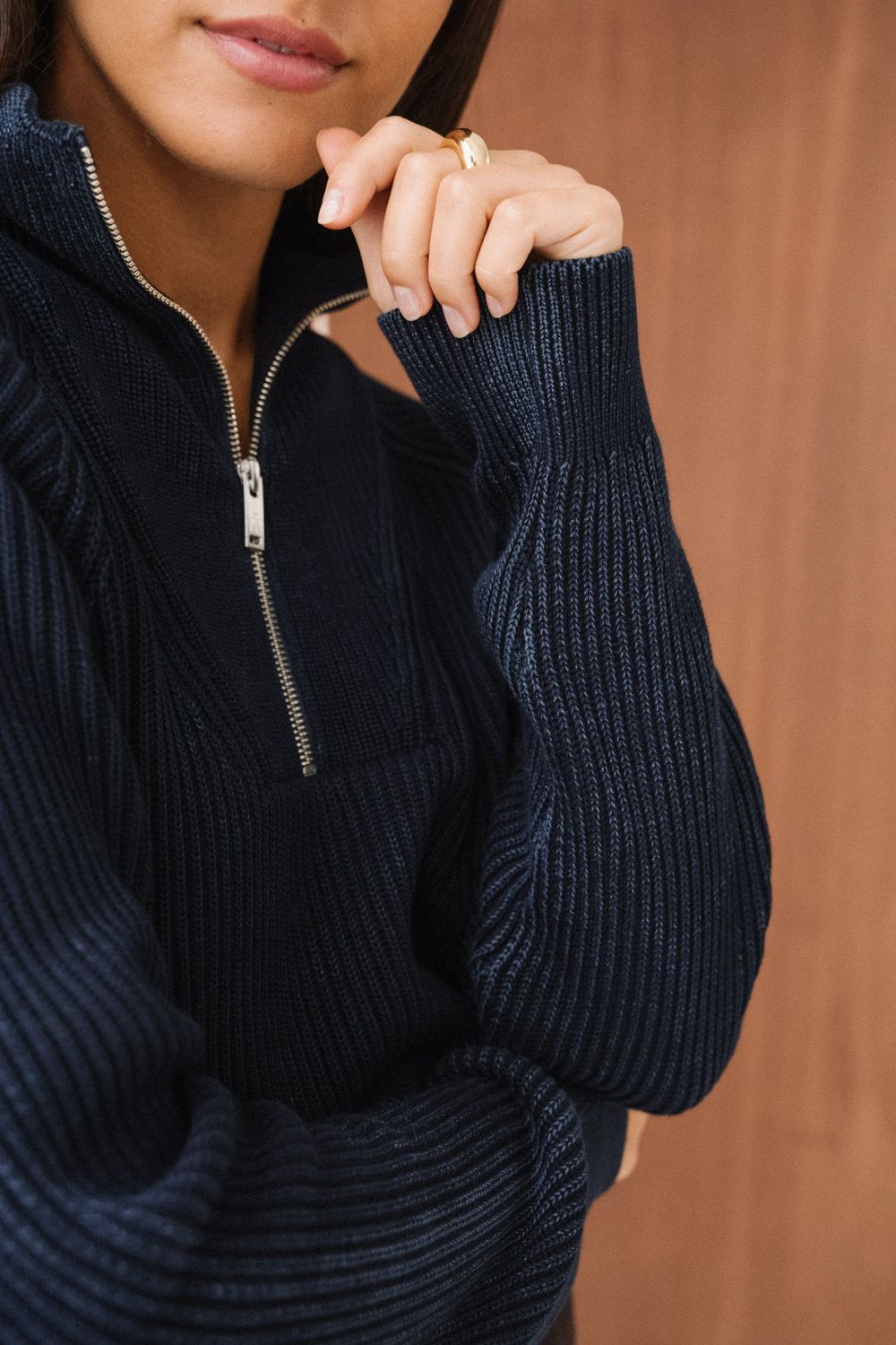 Pull col zippé en coton bio | bleu "ronyiaas gmt dye - night sky" femme