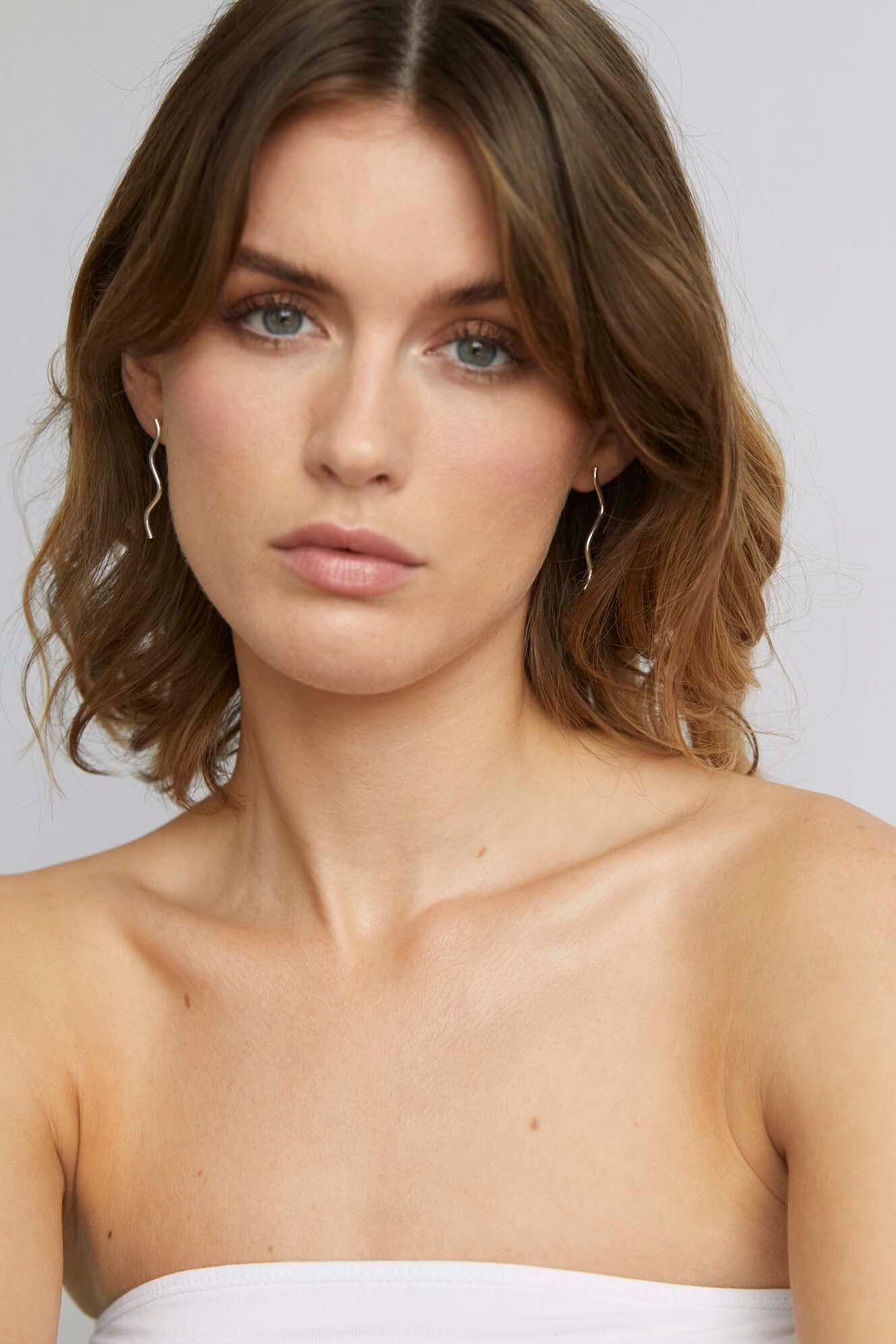 Boucles d'oreilles en argent recyclé - curvy drop studs, Wild fawn, photo 3