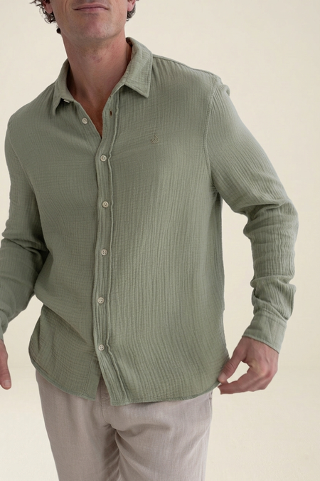 Chemise texturée en coton bio | vert clair "Unyee - light green" - Twothirds