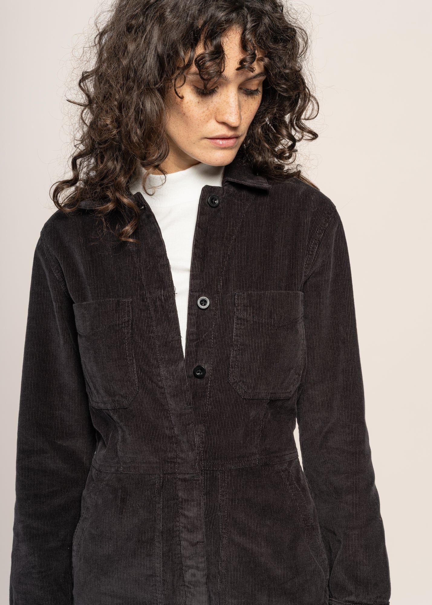 Cord-Overall aus Bio-Baumwolle | Schwarz "overall docksta corduroy black", Dedicated, Foto 2