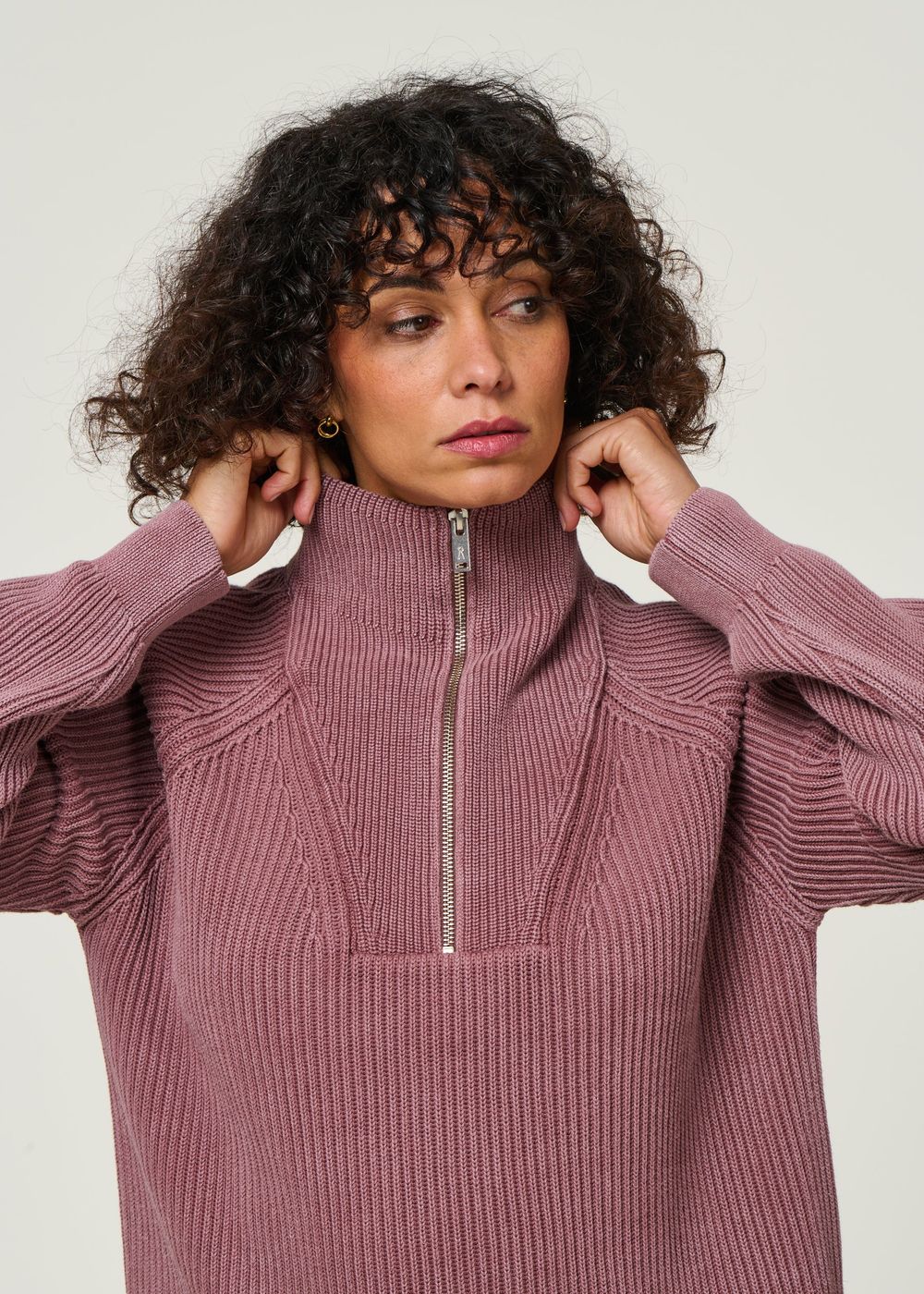 Pull col zippé en coton bio | rose 