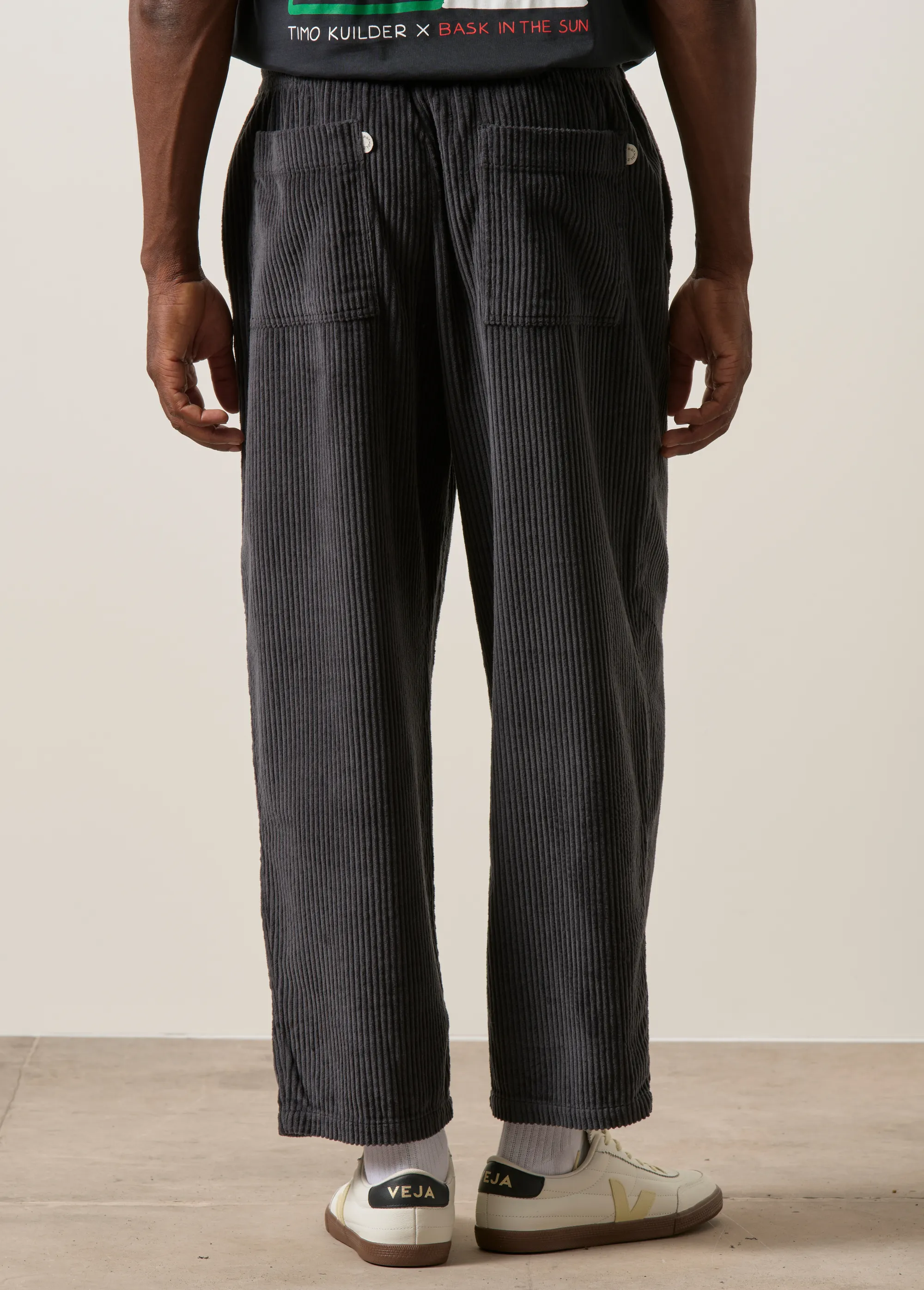 Pantalon ample velours en coton bio | gris "Cord wide pant - washed anthracite", Rotholz, photo 4