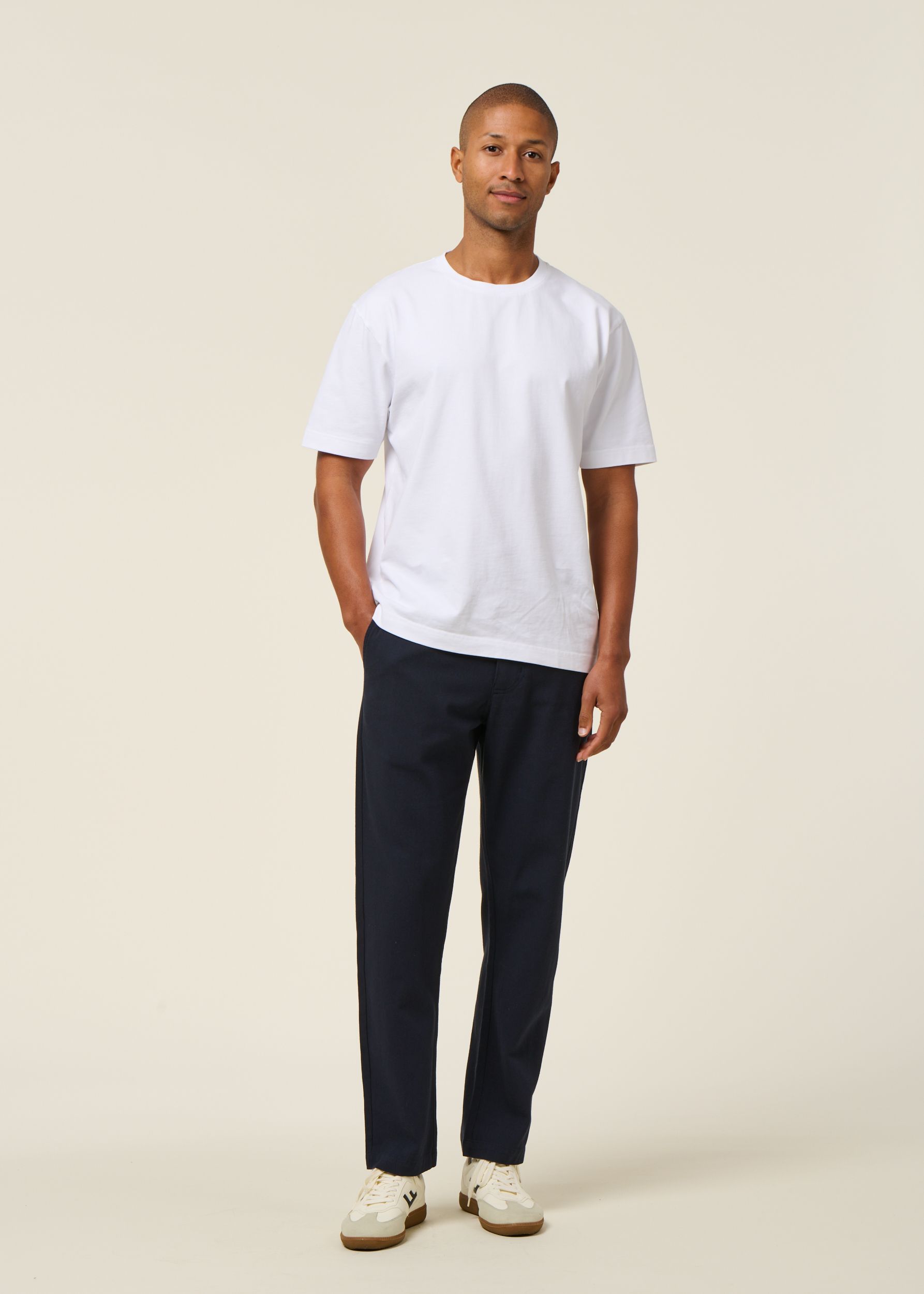 Pantalon droit léger coton bio | bleu "navy light travel pants - blue", Thinking Mu, photo 4