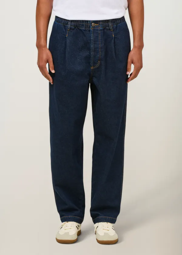 Jean large en coton bio | bleu "dark clean denim luc pants", Thinking Mu