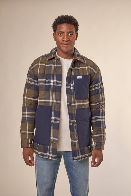 Veste matelassée en coton bio et matière recyclée | carreaux "checked quilted overshirt green check" - Knowledge Cotton Apparel