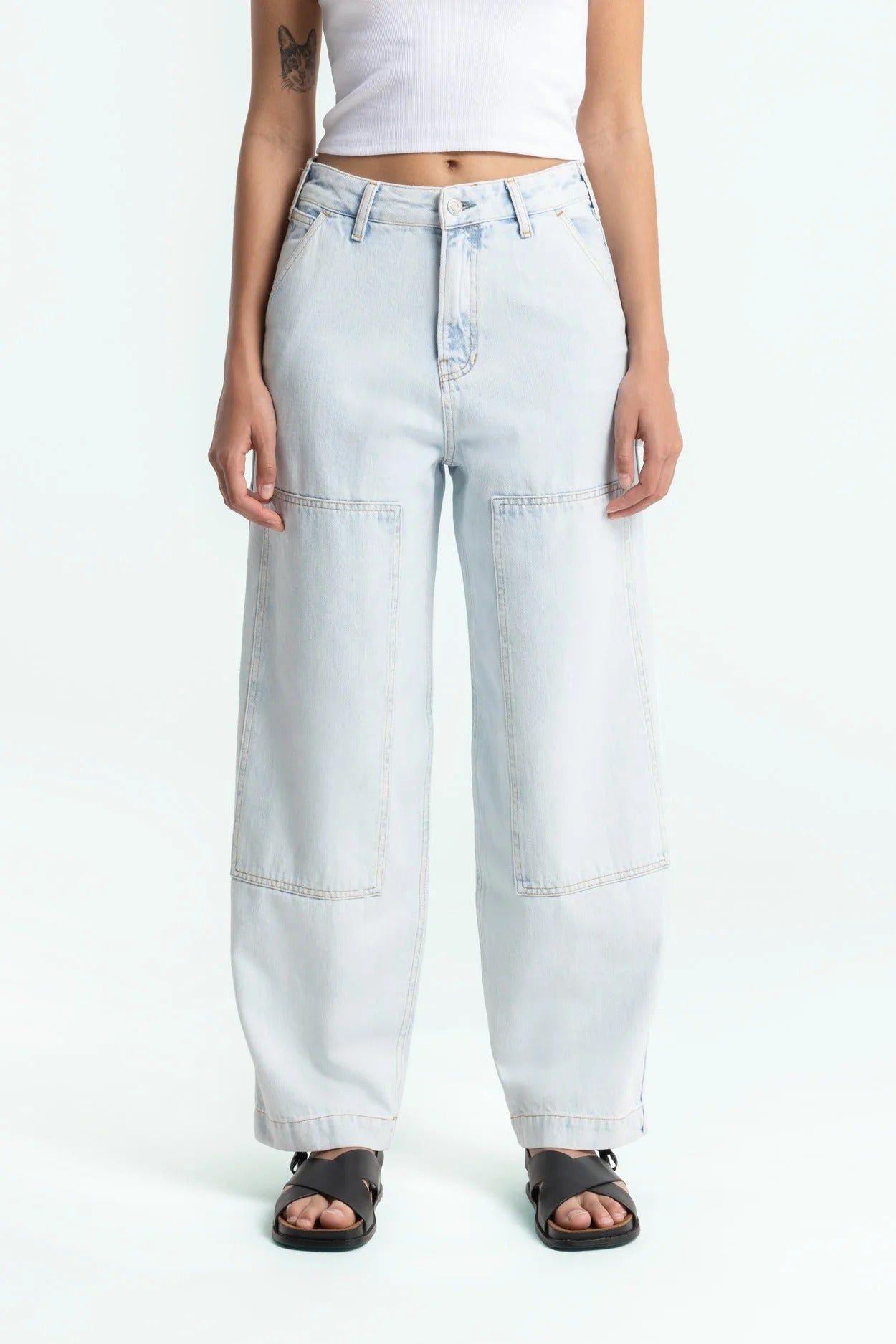 Jean ballon en coton biologique | blanc "leyda - chase super light marble", Kings of Indigo, photo 1