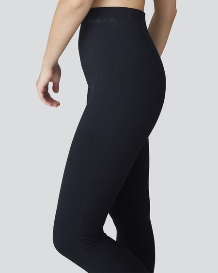 Legging côtelé en matière recyclée | noir "tyra black" - Swedish Stockings