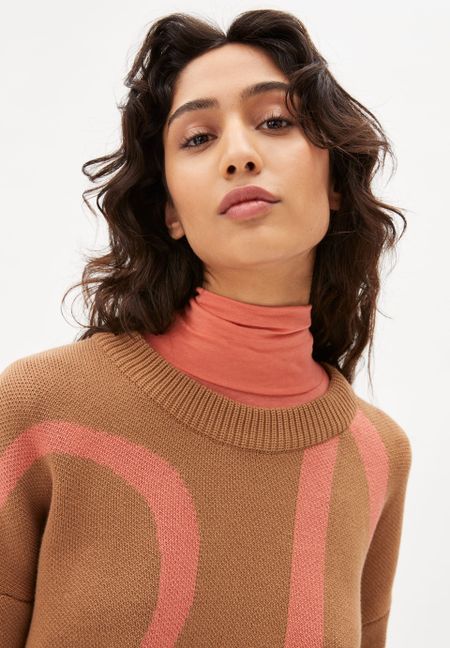 Pull bicolore en coton bio - maniaa logomania smoky almond-pink maple, Armedangels, photo 4