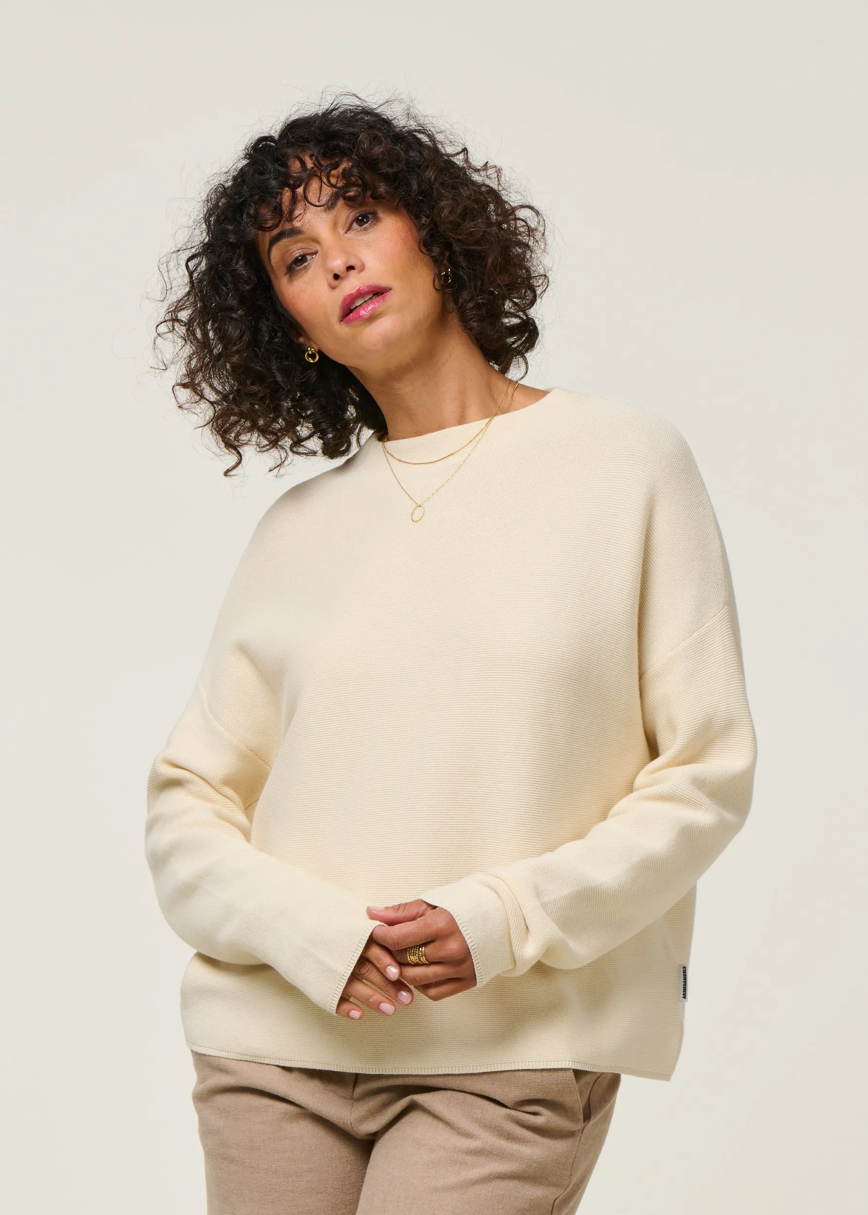 Pull ample en coton bio | beige "merinaa links links oatmilk", Armedangels, photo 1