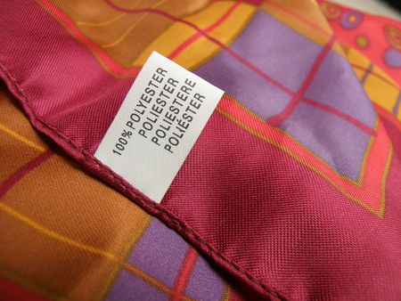 100% polyester... donc 70% de pétrole, super ! | © Markéta Machová / Pixabay