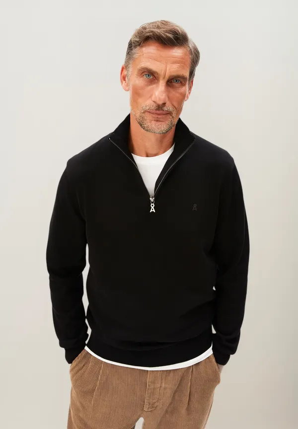 Pull col zippé en coton bio | noir "Faabes half zip knit sweater - black", Armedangels