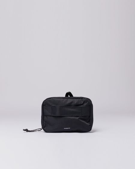 Trousse de toilette en nylon recyclé | noir "everyday washbag black" - Sandqvist