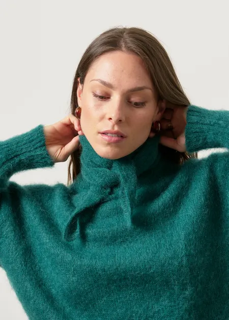 Écharpe triangle en mohair certfiée | vert émeraude "lula", WeDressFair, photo 3