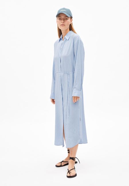 Robe chemise longue en viscose ecovero et lin | bleu "mathaa lino stripes - silky blue-morning sky" - Armedangels