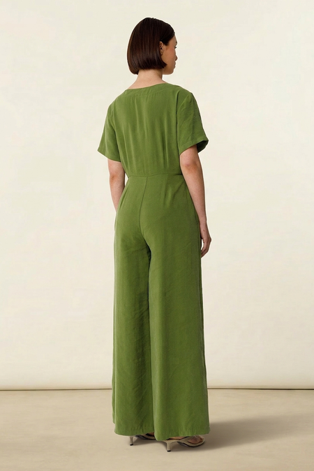 Combinaison fluide en modal | vert "mono adela - dark green" - SKFK