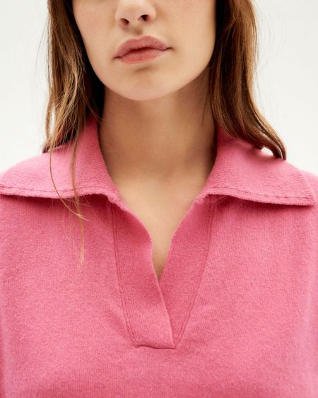 Pull col v en laine recyclée | rose "fuscia trash sheena knitted sweater", Thinking Mu, photo 2