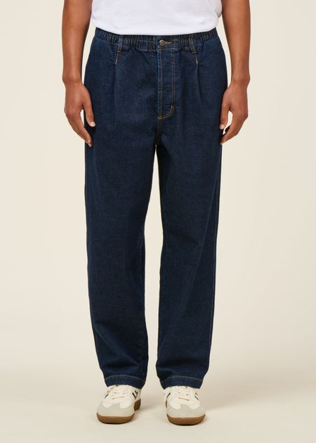 Jean large en coton bio | bleu "dark clean denim luc pants" - Thinking Mu