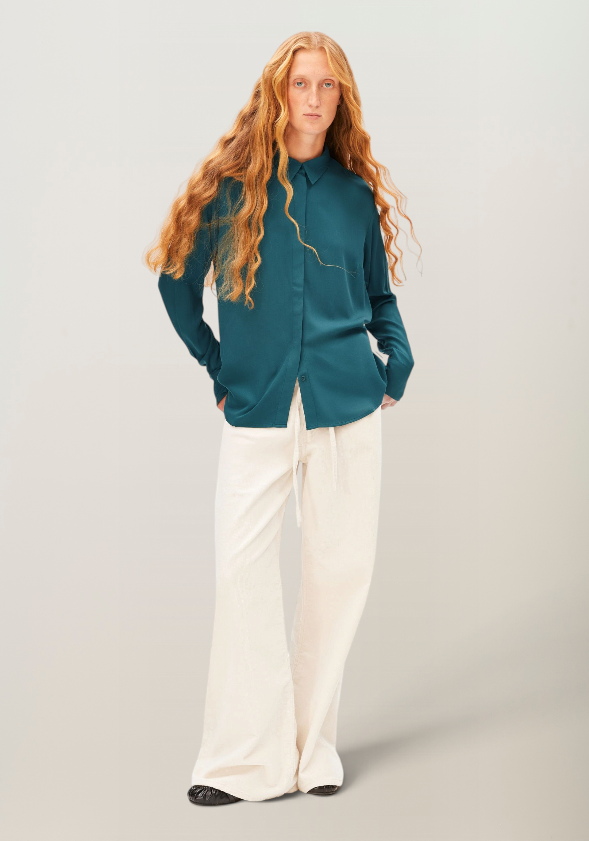 Blouse en viscose ecovero | bleu "larisaana longsleeve blouse - petrol velvet", Armedangels, photo 4
