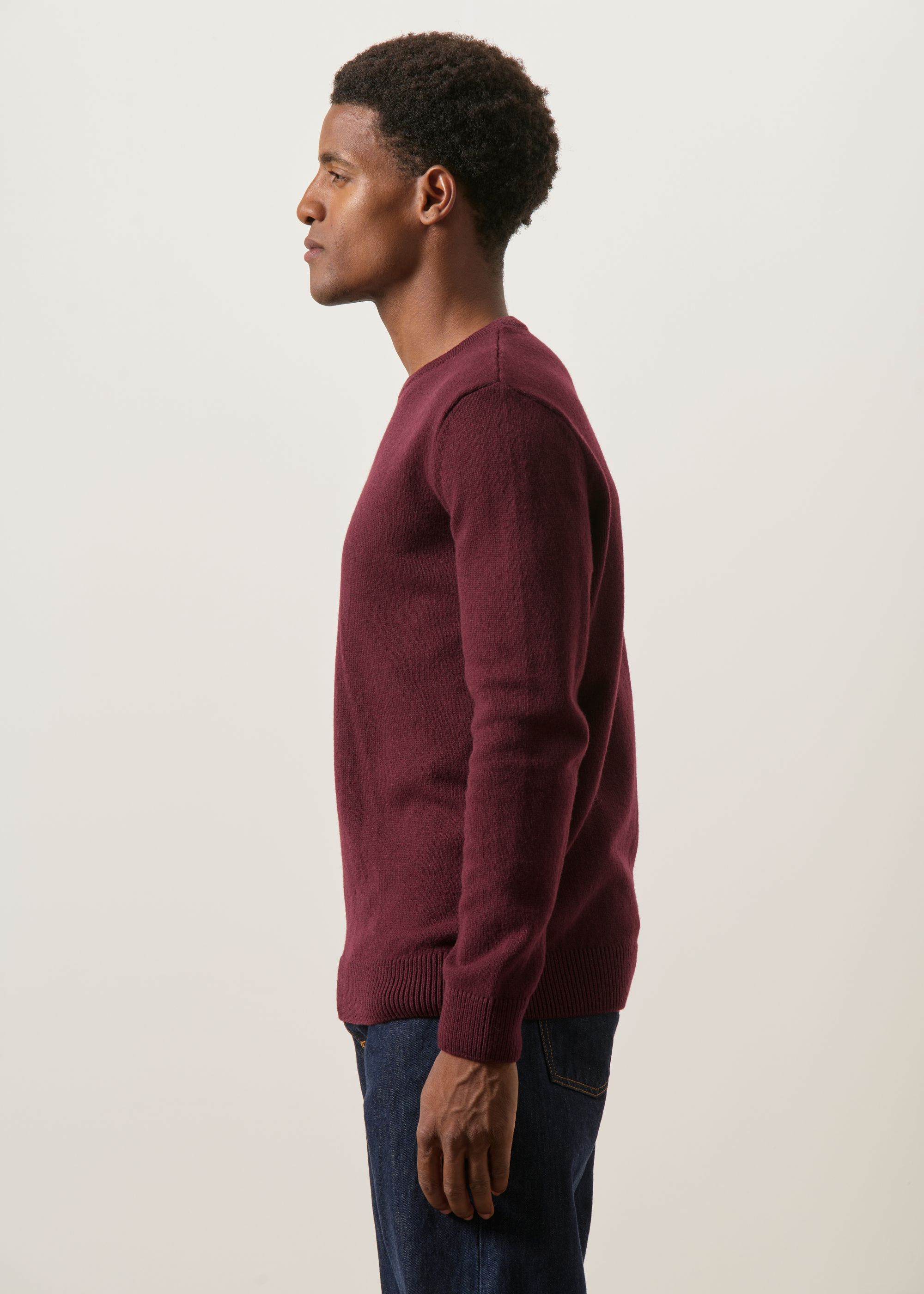 Pull régular en laine mérinos recyclée | bordeaux, WeDressFair, photo 3