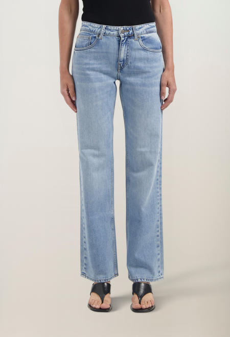 Jean droit en coton bio et recyclé | bleu clair "carry mid straight - light stone vintage" - Mud Jeans