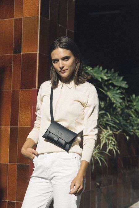 Sac banane noir en cuir recyclé - kangaroo