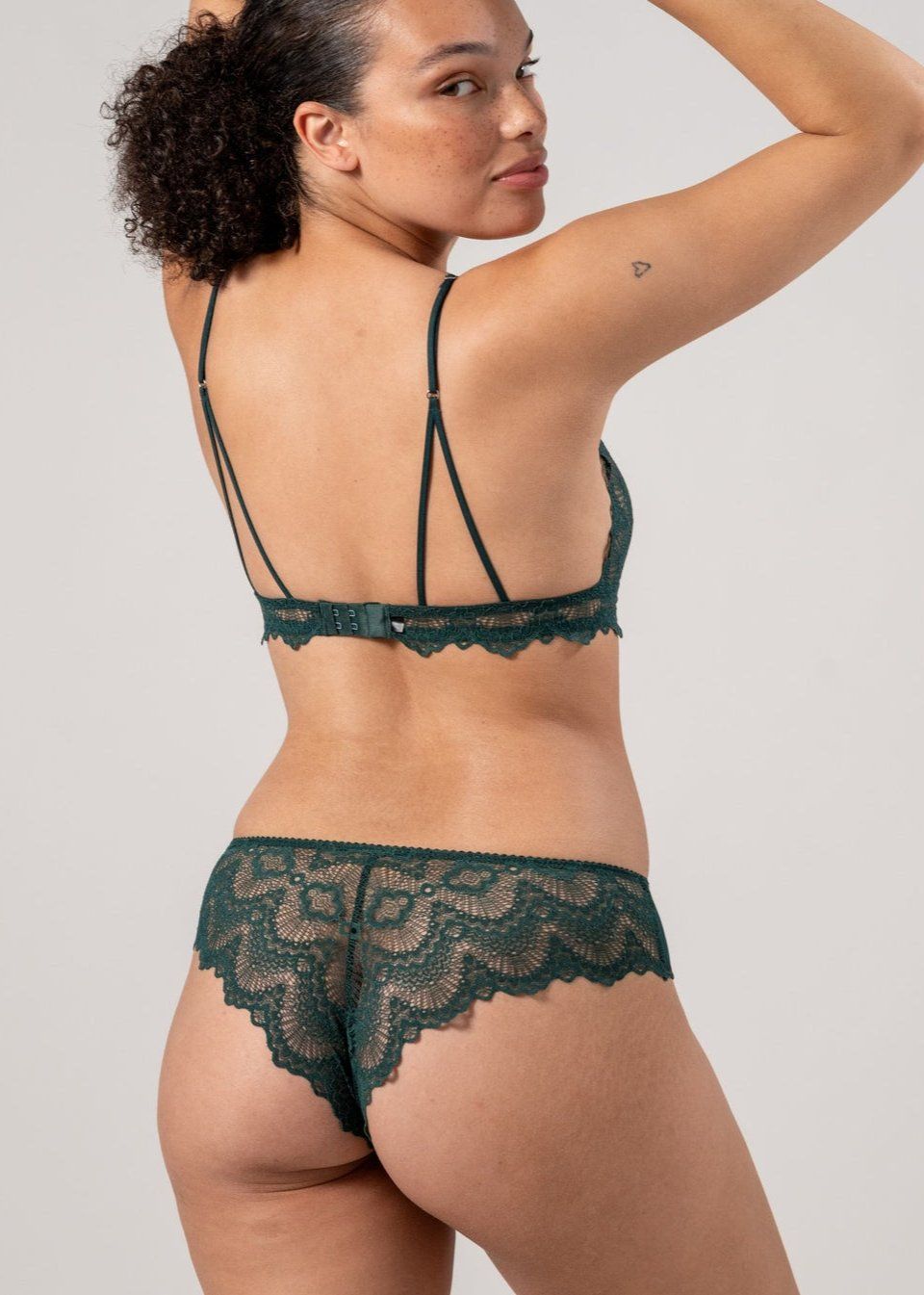 Slip aus Bio-Baumwolle | Grün "lace cheeky - pine", Understatement, Foto 4