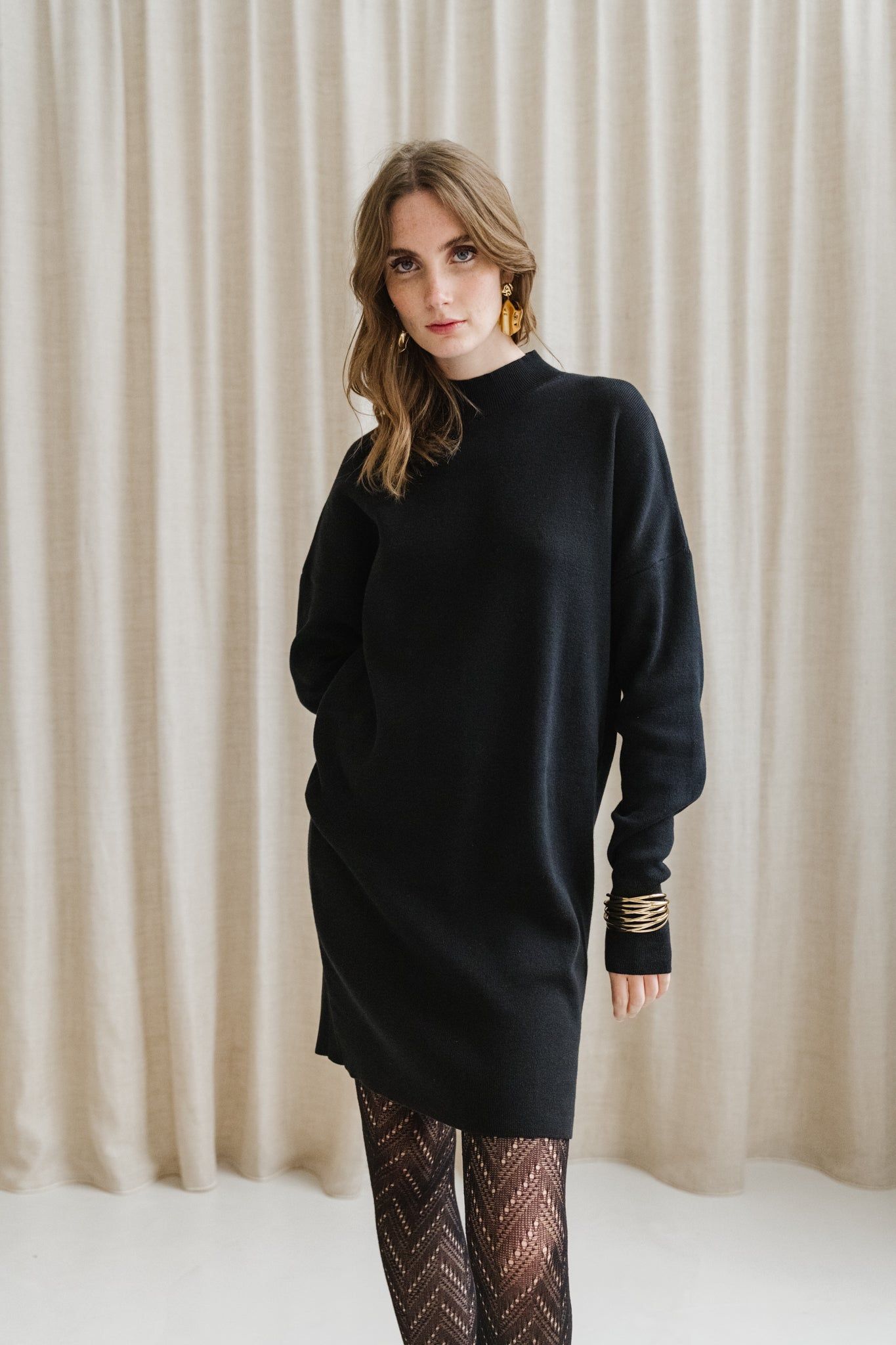 Strickkleid aus Bio-Baumwolle | Schwarz "nuna black", Jan'n June, Foto 4