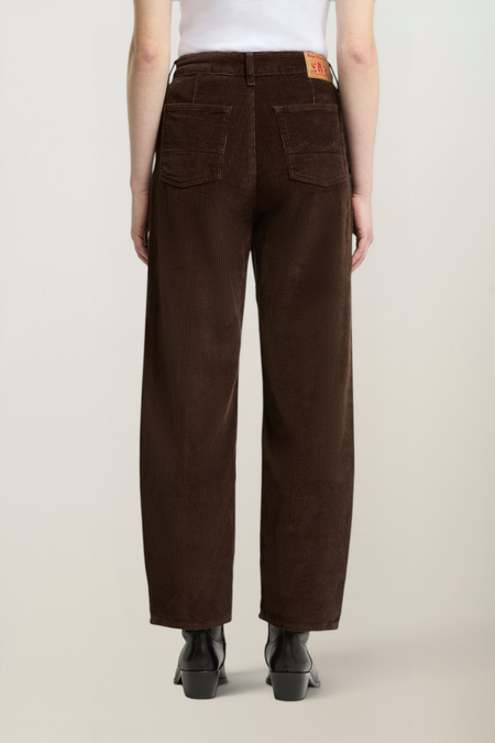 Pantalon ballon velours en coton bio | marron "Leila cord coffee bean cord", Kings of Indigo