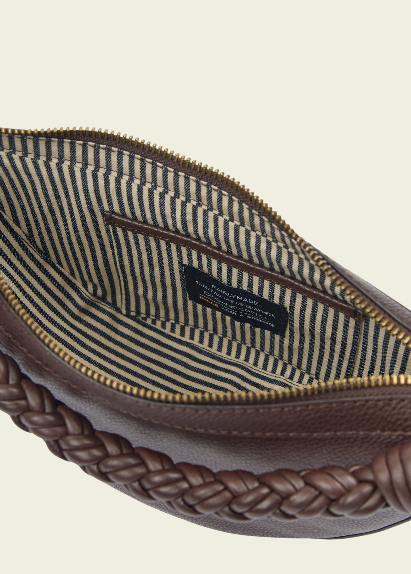 Sac en cuir certifié | chocolate "leo mini - chocolate soft grain (twisted handle)", O My Bag, photo 5