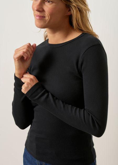 T-shirt manches longues côtelé en coton bio | noir - WeDressFair