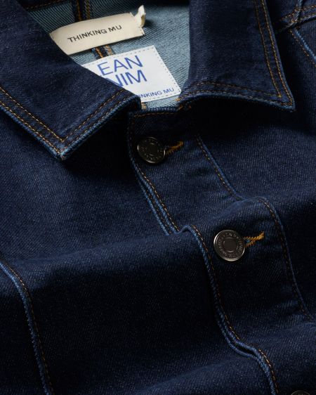 Jacke aus Bio-Baumwoll-Denim | Blau "dark clean denim gus jacket", Thinking Mu, Foto 6