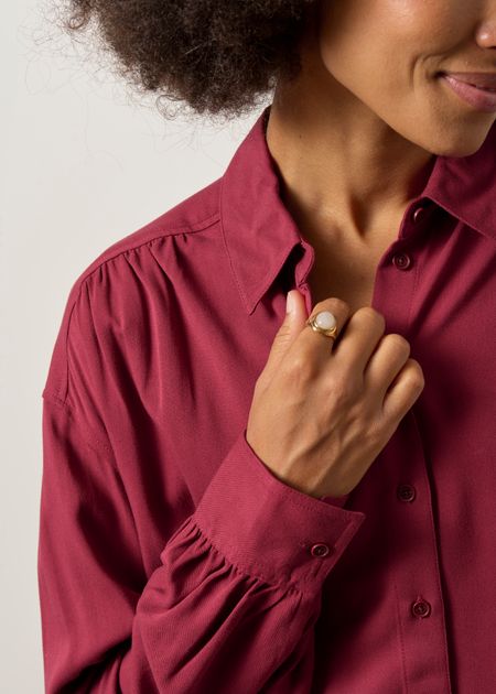 Chemise en viscose ecovero | bordeaux "Efinaraa ecovero blouse | velvet red" - Armedangels