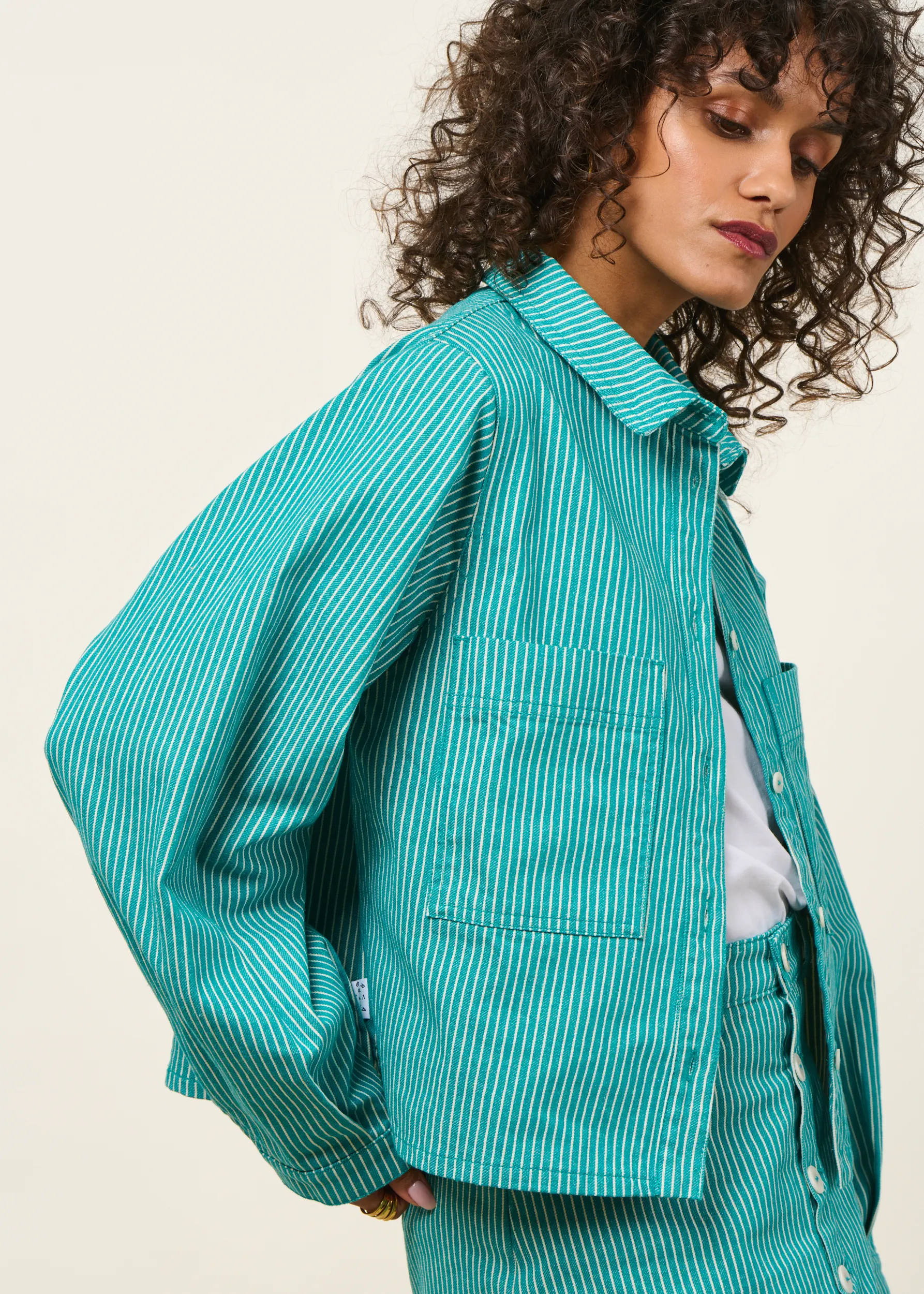Veste en coton bio et matières recyclées | turquoise "denim stripes crop overshirt mint", Brava Fabrics, photo 1