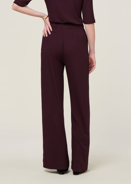 Fließende weite Hose aus Tencel | Aubergine "smilla - cherry lacquer", Jan'n June, Foto 4