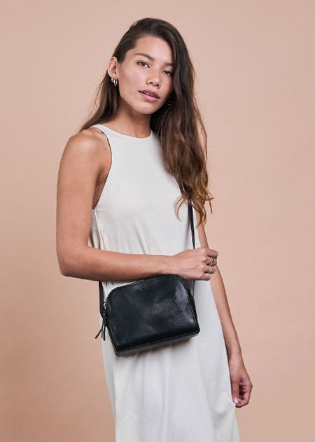 Sac à main bandoulière en cuir certifié | noir "emily leather strap black stromboli leather" - O My Bag