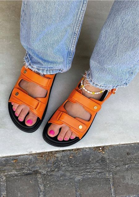 Orange Sandalen aus veganem Leder - je m'en fous tangerine, Feners, Foto 3